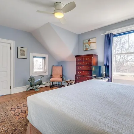 Historic Casco Bay Home On Great Diamond Island-3
